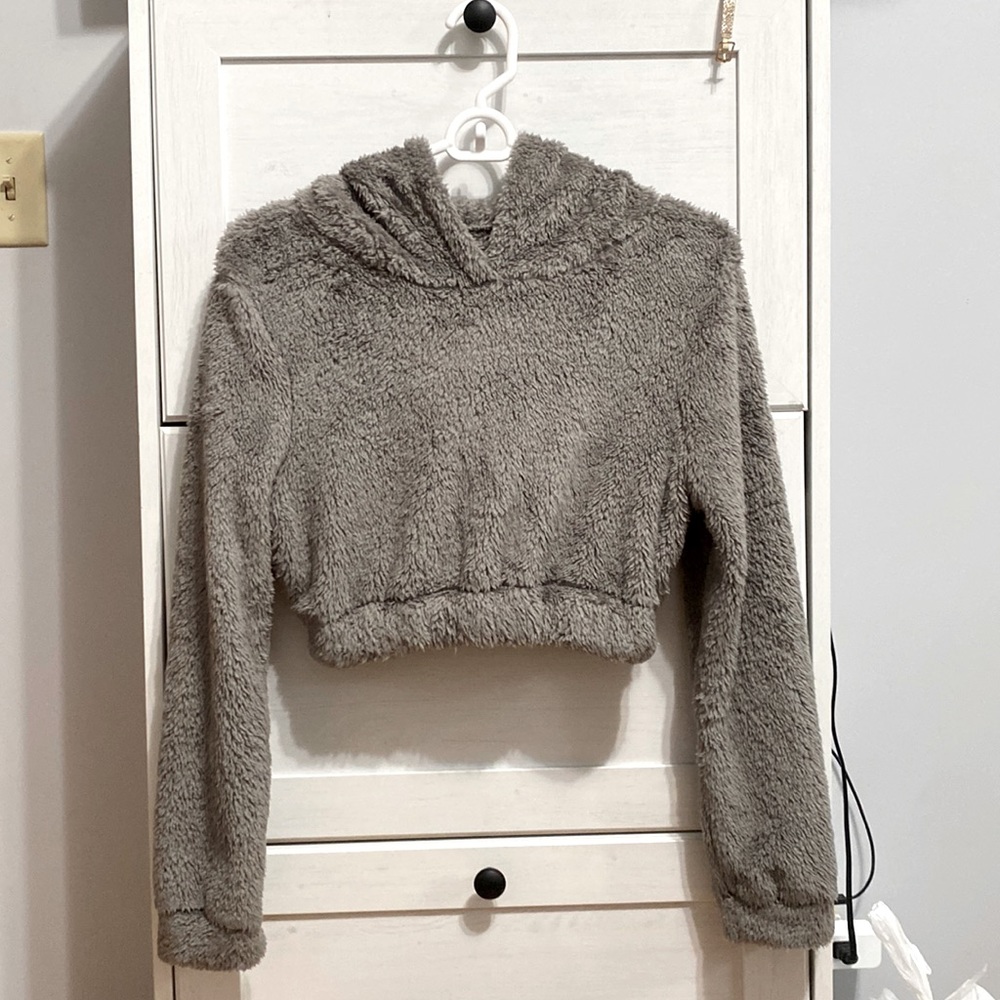 Super soft outfit, only worn once